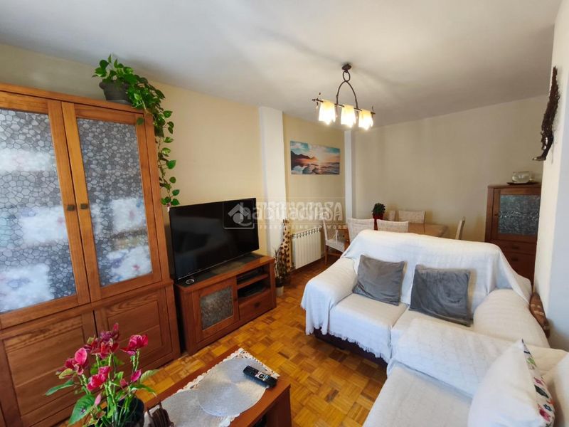 Foto 4a34ac55-ebcb-413f-94d7-addaac69e1ce. Pis amb calefacció a Bulevar-Plaza Castilla Azuqueca de Henares