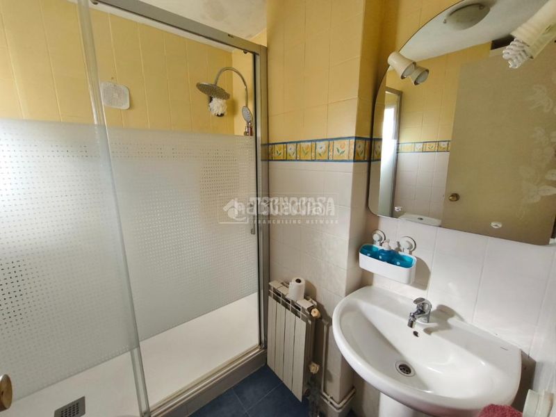 Foto 8b9ad831-e73f-460d-83cf-a386ef92398b. Pis amb calefacció a Bulevar-Plaza Castilla Azuqueca de Henares