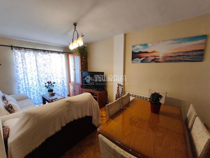 Foto c78139d5-ed09-4323-968a-d0639b84de49. Pis amb calefacció a Bulevar-Plaza Castilla Azuqueca de Henares