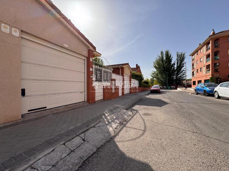 Foto 5352e939-c81a-462f-a219-213672ba3c49. Casa pareada casa en venta en Val Alcalá de Henares