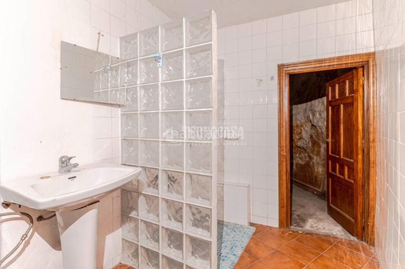 Foto 8b27ae11-289a-44b8-965c-8091b0bb5682. Maison jumelée dans Guájares (Los)