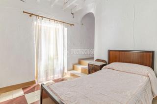 Casa aparellada a Otívar. Casa en venta en otívar