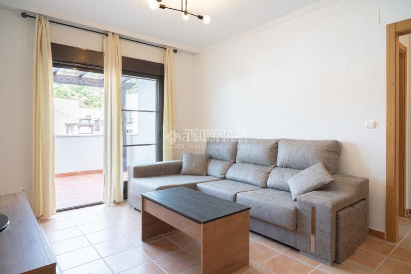 Foto 6da4f75b-a549-4981-ab4c-eef6da267b68. Pis a Ítrabo