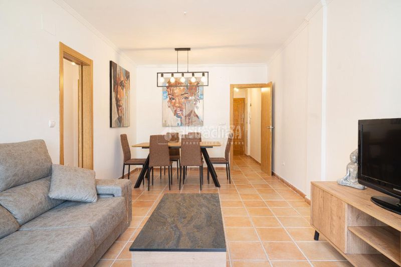 Foto 87f36ef5-84ff-4dfe-a3f8-8d3454dff7eb. Pis a Ítrabo