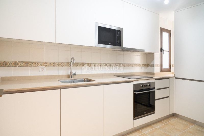 Foto b1ea00bc-396f-42be-9cc7-988ee6bcf5c2. Pis a Ítrabo