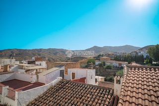 Casa aparellada a Molvízar. Casa en venta en molvízar