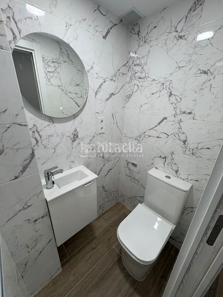 Foto f51df6e9-18de-4482-b3e7-c0fc15ae3762. Local comercial amb calefacció a Pilar Madrid
