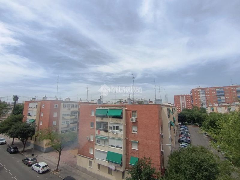 Foto 359705b3-6b1a-48fc-b973-4774d605b70e. Piso  en venta en Pilar Madrid
