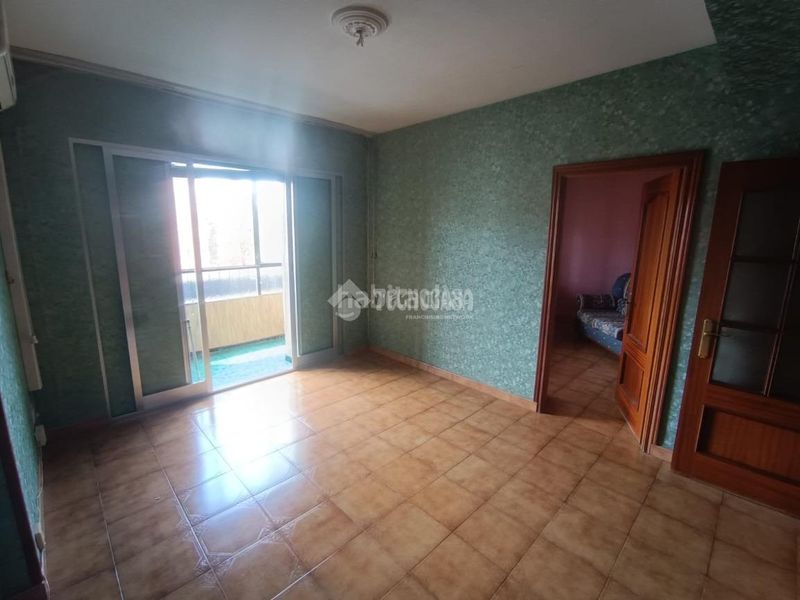 Foto 5c8295af-a829-4fdb-b7d2-7aa2f2d236f6. Piso  en venta en Pilar Madrid
