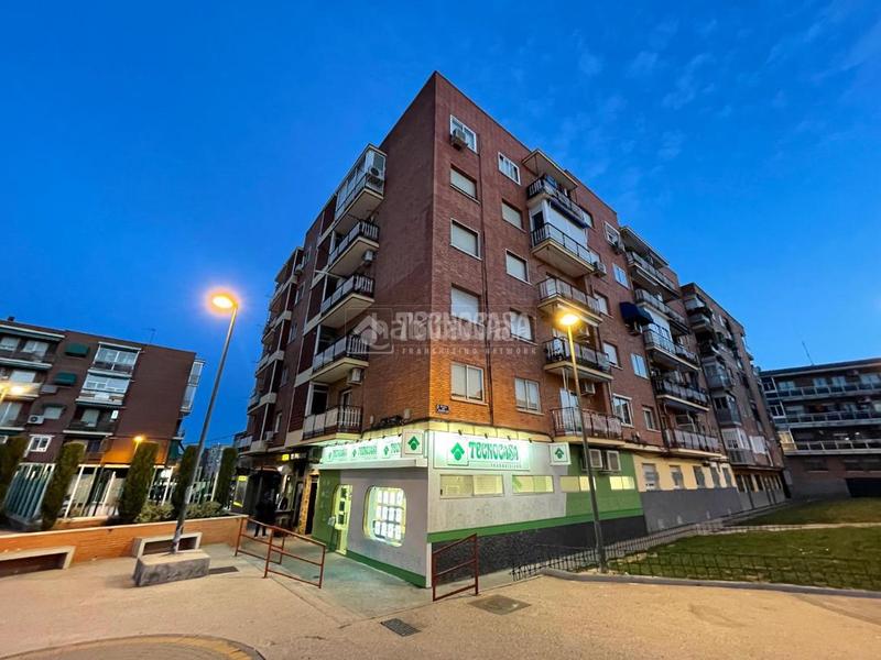 Foto d7ce3d12-3b8d-4843-b50a-d631972921b0. Piso  en venta en La Alhóndiga Getafe