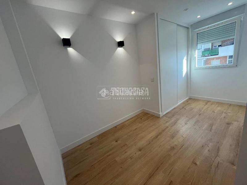 Foto f864d7ef-61c7-4c4a-861f-6b3964af867e. Piso  en venta en La Alhóndiga Getafe