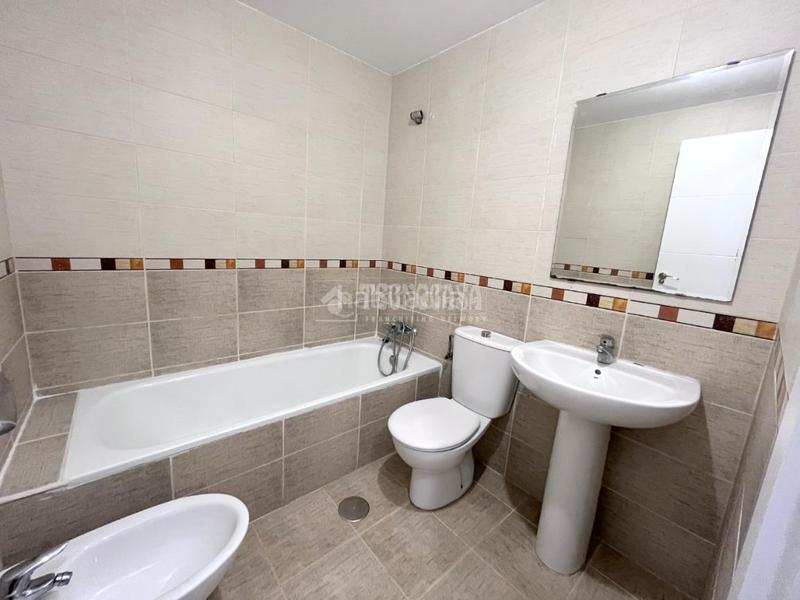 Foto 11d303d1-8348-429c-9b5d-414725837b69. Flat with heating parking in San Nicasio Leganés