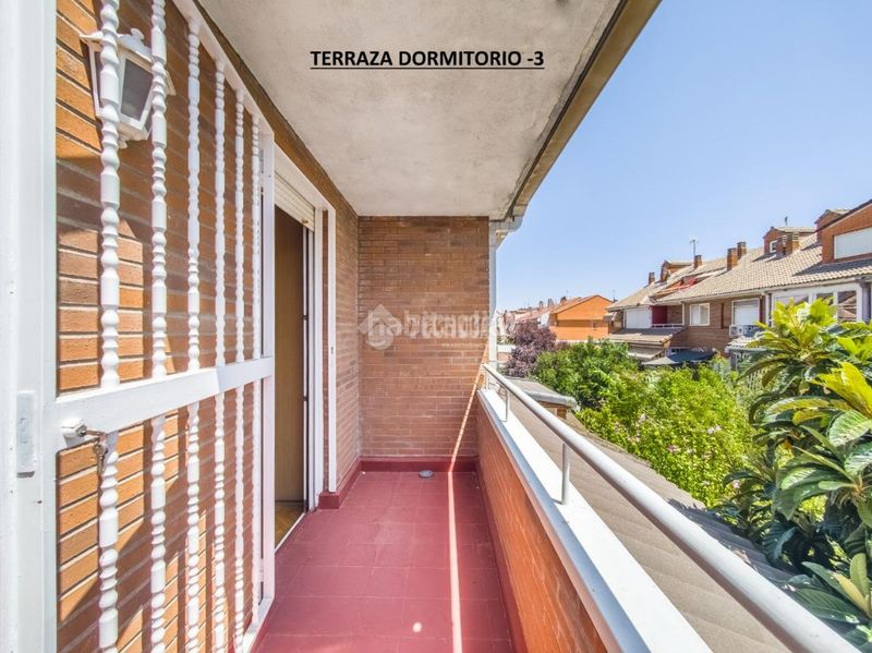 Foto 6a9a10a5-f307-4475-aecd-e4d2b2121f6f. Casa aparellada amb calefacció piscina a Valdepelayo-Montepinos-Arroyo Culebro Leganés