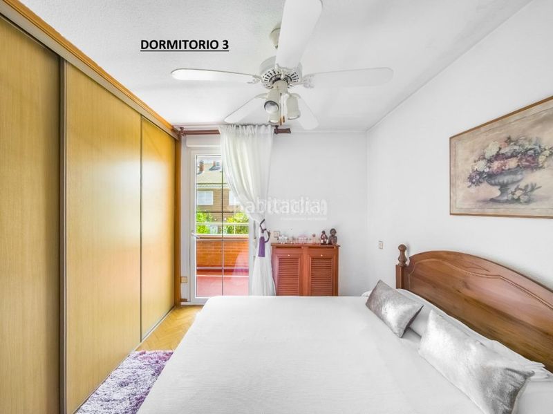 Foto f303217e-7d6b-41da-8abb-2b6a87dd3f2e. Casa aparellada amb calefacció piscina a Valdepelayo-Montepinos-Arroyo Culebro Leganés