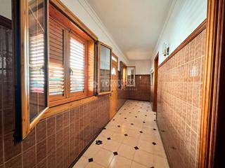 Casa aparellada a Ingenio pueblo. Casa en venta en ingenio