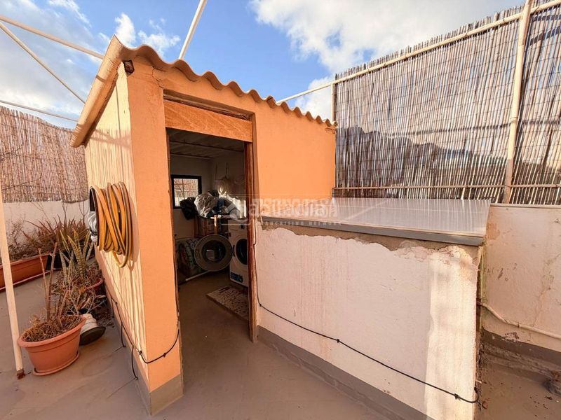 Foto df6f00d8-2525-45c5-8430-aeb2966ee0a6. Casa amb aparcament a Carrizal Ingenio