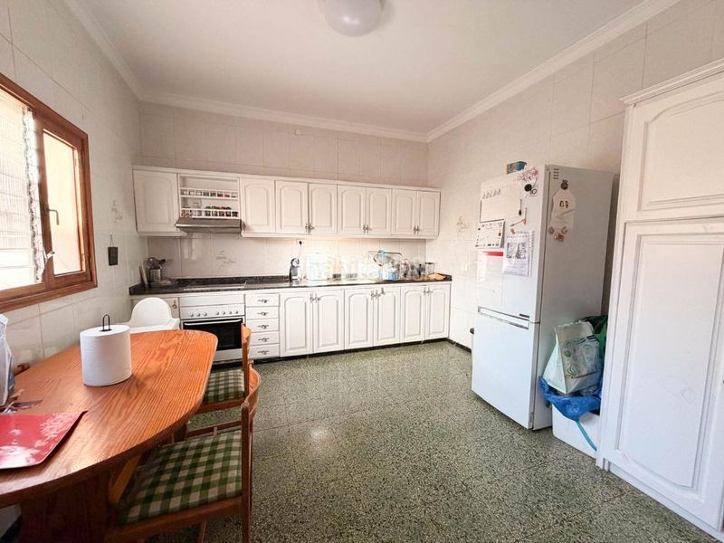 Foto f0120272-da0d-4a66-a3d9-7f7b15dcb976. Casa amb aparcament a Carrizal Ingenio