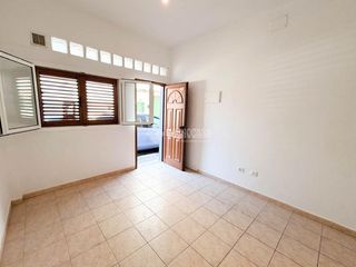 Etagenwohnung in Burrero. Piso en venta en ingenio