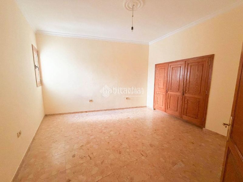 Foto acd898fc-b6b4-460f-95ab-cdd6a0053b94. Casa aparellada amb aparcament a Ingenio pueblo Ingenio