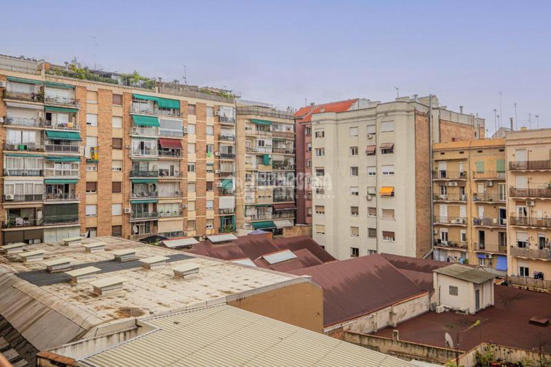 Foto b7eac76d-5e88-4bbf-8d07-7c4213e8d2a6. Piso  en venta en Fort Pienc Barcelona