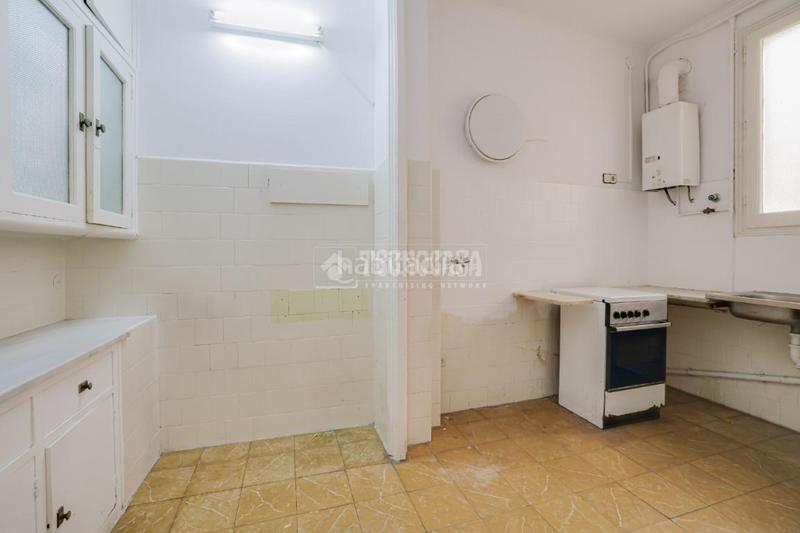 Foto 12cbd179-5710-4b85-9257-b78e111ba39d. Etagenwohnung mit heizung in Dreta de l´Eixample Barcelona