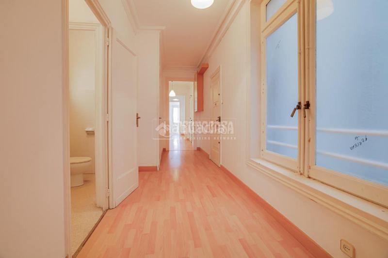 Foto 28eec715-448f-4734-8e1e-2ac3b4bf2379. Etagenwohnung mit heizung in Dreta de l´Eixample Barcelona