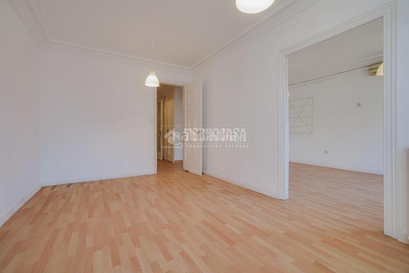 Foto 7d5fcd52-c507-4b6b-8b38-2d5231df98e7. Etagenwohnung mit heizung in Dreta de l´Eixample Barcelona