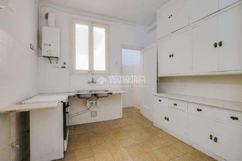 Foto 895288db-cbe6-4752-ae76-90446cc5e103. Etagenwohnung mit heizung in Dreta de l´Eixample Barcelona