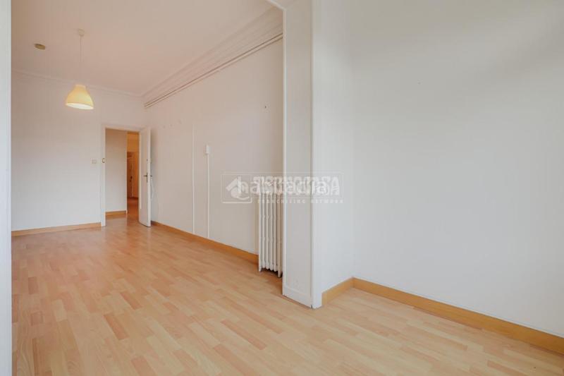 Foto cf4854a3-62ae-433f-84d3-0ccdaf573c58. Etagenwohnung mit heizung in Dreta de l´Eixample Barcelona