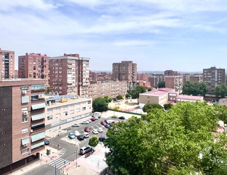 Foto f41e75fc-1d5b-4fa1-b95d-944581401ae0. Pis a El Carrascal Leganés