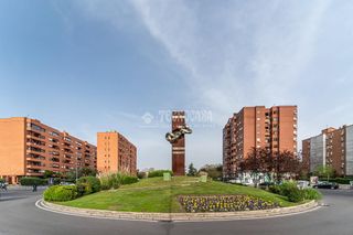 Geschäftsraum in El Carrascal. Local comercial en venta en leganés