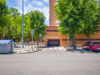 Car parking in El Carrascal. Boxplaza de garaje en venta en leganés