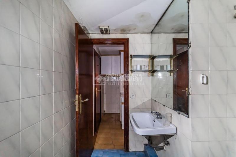 Foto 62c9fd7a-bafd-433d-81f8-700fc4a3310e. Locale commerciale in El Carrascal Leganés