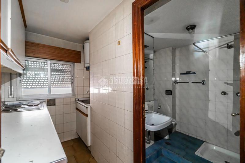 Foto bf9959fa-58f6-4b0b-866b-7be89d131d67. Locale commerciale in El Carrascal Leganés