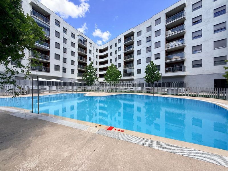 Foto 573aa2e5-24c2-41be-8613-969928154511. Pis amb calefacció aparcament piscina a El Rosón-Kelvinator Getafe