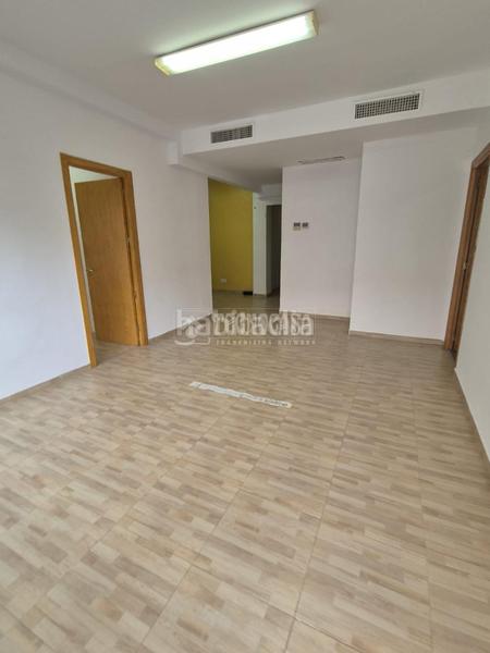 Foto a35be50b-8308-44dc-b491-d088649bb526. Local commercial avec chauffage dans Centro-San Felipe-Huerta Fava Línea de la Concepción (La)