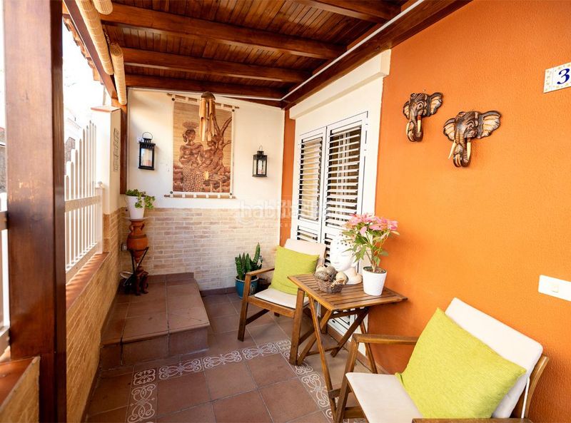 Foto a9ae279a-5838-4ea6-90c2-cac79f7a5e10. Casa aparellada amb aparcament a Valsequillo de Gran Canaria