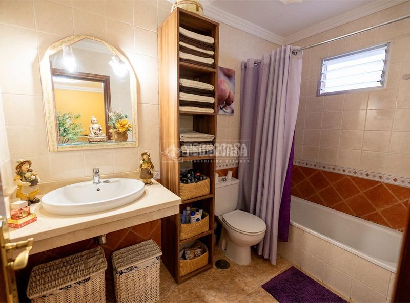 Foto bb2da782-6507-4d99-b143-d53eaa37886a. Casa aparellada amb aparcament a Valsequillo de Gran Canaria