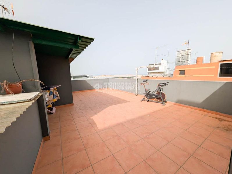 Foto 9c680946-ce01-493d-a210-c6cda38a111c. Edificio in Playa del Hombre - Taliarte - Salinetas Telde