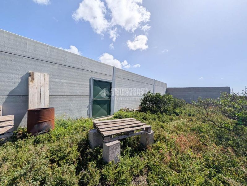Foto 94cb0344-3461-46b2-b898-d796717f32d6. Finca rústica terrenos en venta en Callejón del Castillo - El Calero - Las Huesas Telde