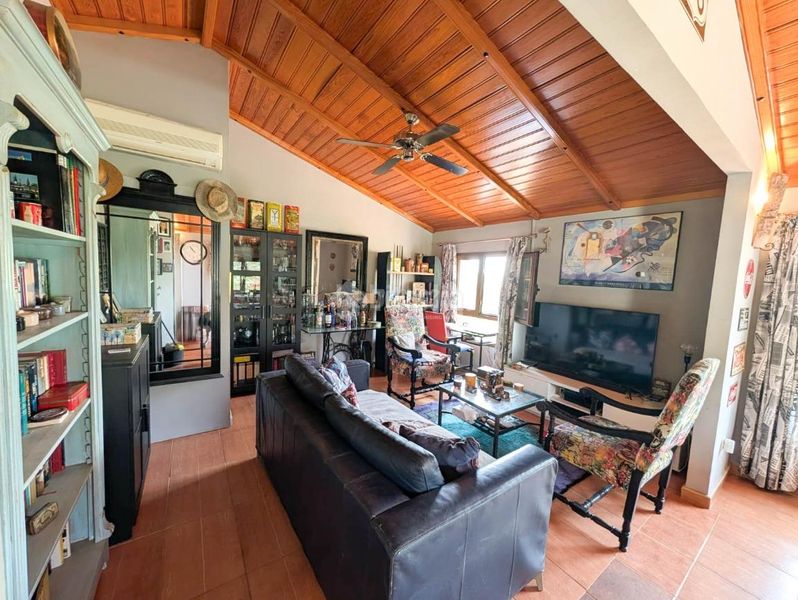 Foto cba10ba5-505b-4c29-b993-8bf860d61886. Casa in Valsequillo de Gran Canaria