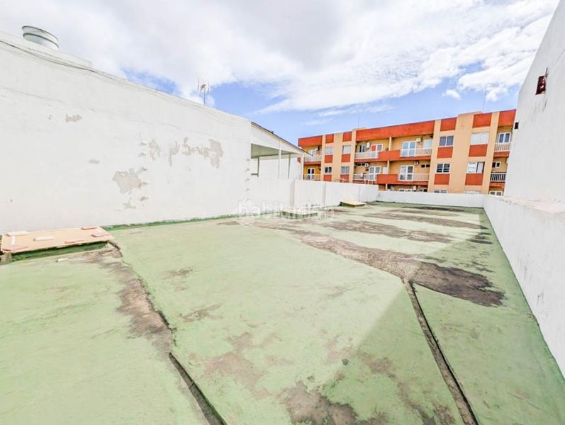 Foto 2f31c3dd-923c-4166-860b-7556105775ce. Terreny residencial a San Juan Telde
