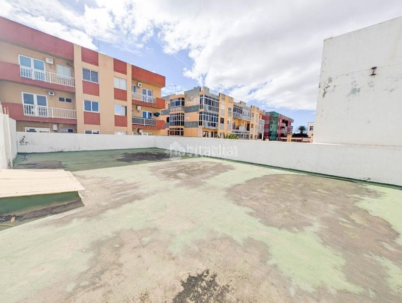 Foto aa5cf7b2-ea8b-4f39-8d87-44a25c66efc2. Terreny residencial a San Juan Telde