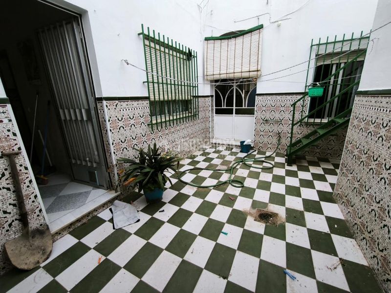 Foto 810a1bf8-bcf0-4a4b-875c-de27031726ca. Casa  en venta en Trigueros