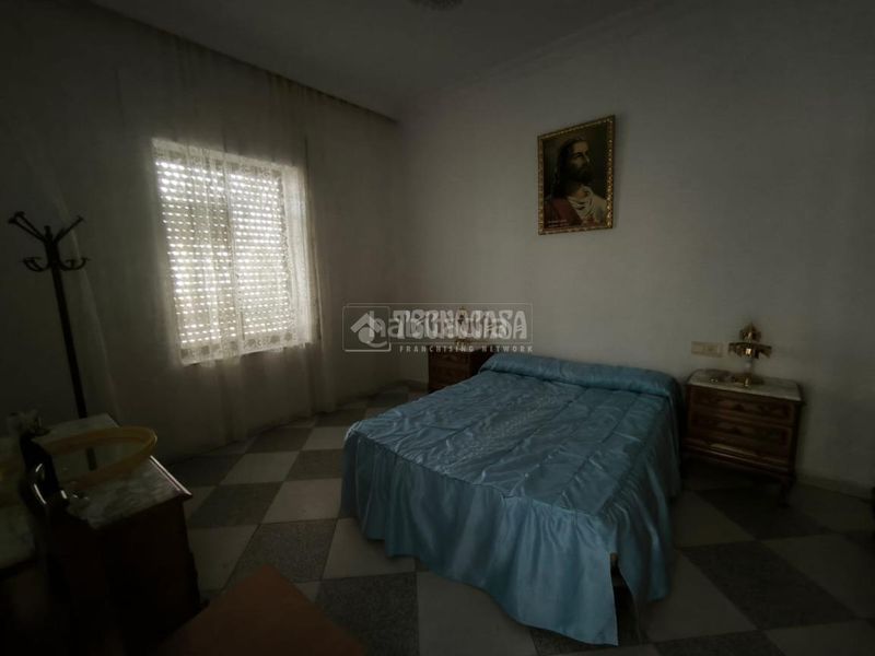 Foto 86a7b2fd-ec67-44a9-9719-35228c82958f. Casa  en venta en Trigueros