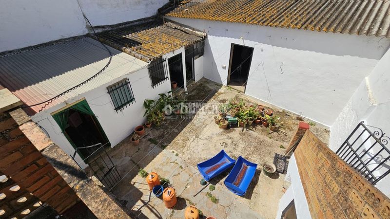 Foto 8741d53c-1d14-4a6b-9dbc-0dc120eec68e. Casa aparellada a Trigueros