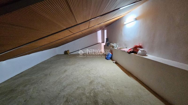 Foto b0c23679-d042-409d-852d-603b05b81870. Casa aparellada a Trigueros