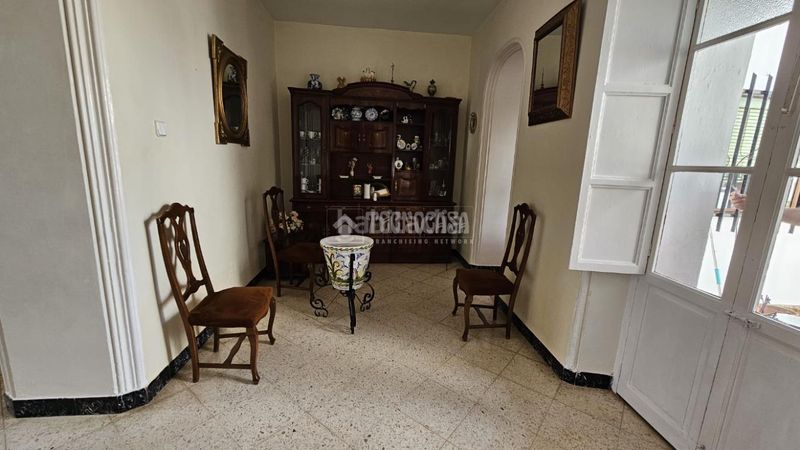Foto f05697ec-ef2c-41e3-880c-f8d7abc82df1. Casa aparellada a Trigueros