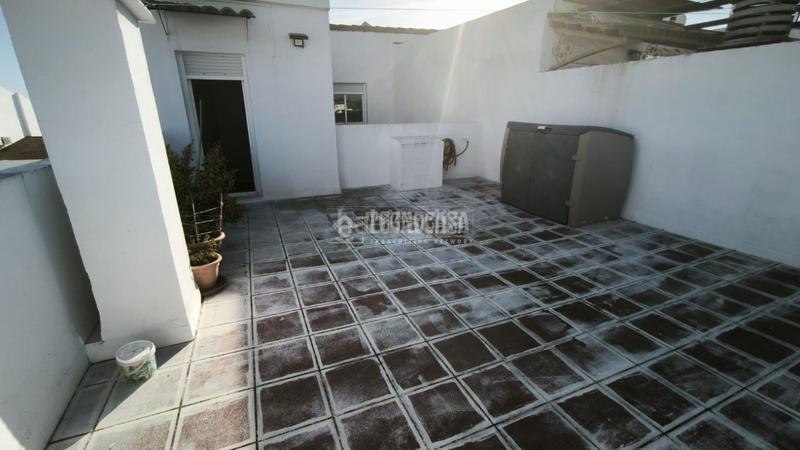 Foto c7da40e5-0de2-4144-b504-d13764fab368. Piso  en venta en San Juan del Puerto