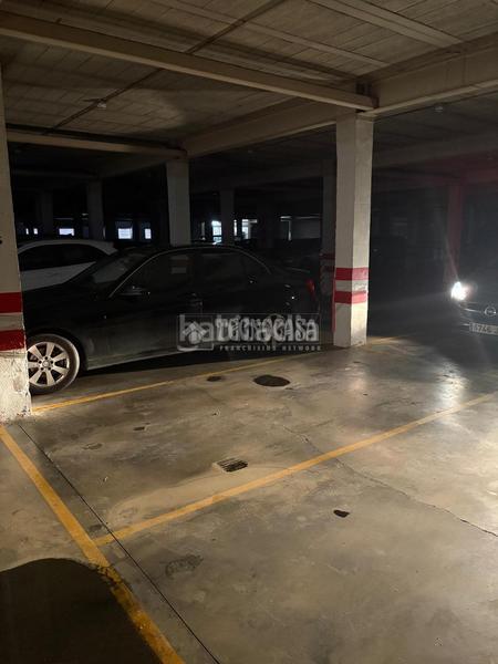Foto 6925e345-4128-4915-83f6-7426823e6dd2. Parking coche boxplaza de garaje en venta en Fuentepiña Huelva